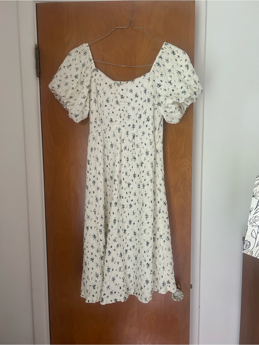 Ivory Floral Puff Sleeve Midi Dress